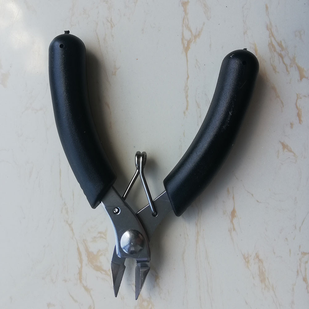 Ergonomic Diagonal Pliers for  - Badminton Fun 评论和价格